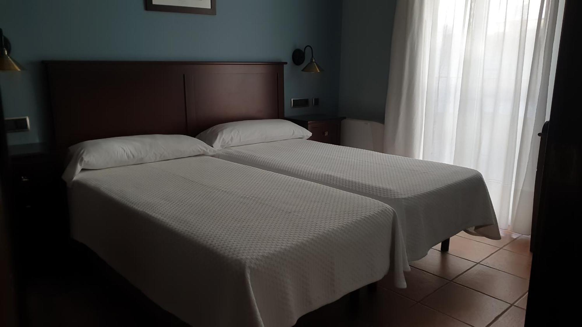 Hotel Tharsis Cazorla Exterior photo